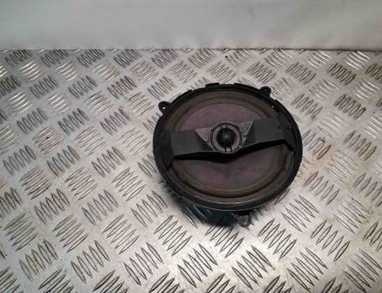 AUDI A4 B5/8D (1994-2001) Priekšējo labo durvju skaļrunis 8D9035412B 30720753