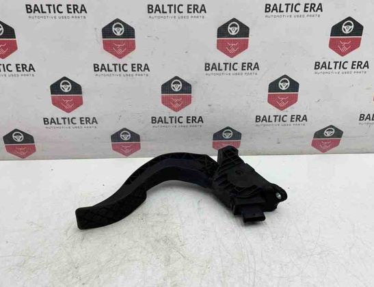 AUDI A4 B9/8W (2015-2024) Throttle Pedal 8W1723523 31523718