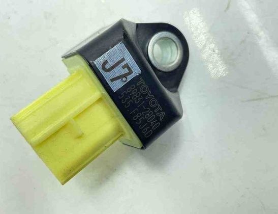 TOYOTA Prius 4 generation (XW50) (2015-2023) Rear Right Impact Sensor 8983128040 31527433