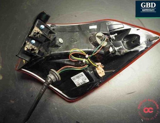 HYUNDAI i20 IB (2 generation) (2014-2020) Aizmugurējais kreisais lukturis 92401c8000,u1325clr 30878369