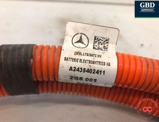 MERCEDES-BENZ EQB 1 generation (2021-2023) Augstsprieguma aizdedzes vads (svečvads) a2435402411 32987980