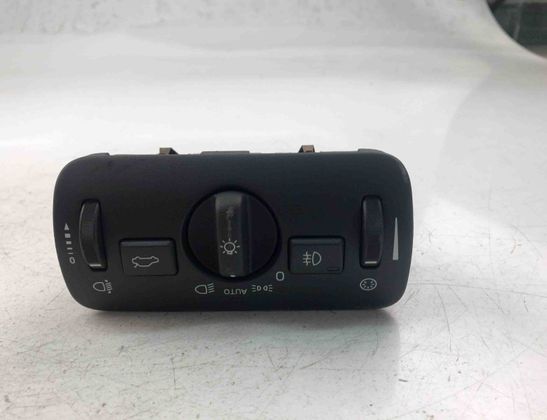 VOLVO V40 2 generation (2012-2020) Headlight Switch Control Unit 30739425 18177365