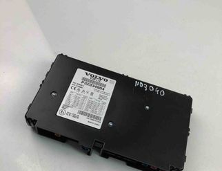 VOLVO XC60 2 generation (2017-2024) Control Unit P32334904 22831348