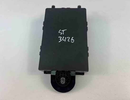 VOLVO V90 2 generation (2016-2024) Fuse Box 31682732 28302397