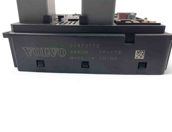 VOLVO XC60 2 generation (2017-2024) Fuse box 31473772 32100482