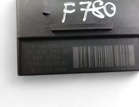 CITROËN Berlingo 2 generation (2008-2023) Cooling fan control unit 9652021180 32749685