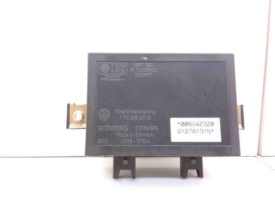 VOLKSWAGEN Golf 3 generation (1991-1998) Блок управления иммобилайзера 5wk4678,1h0953257b 11558631