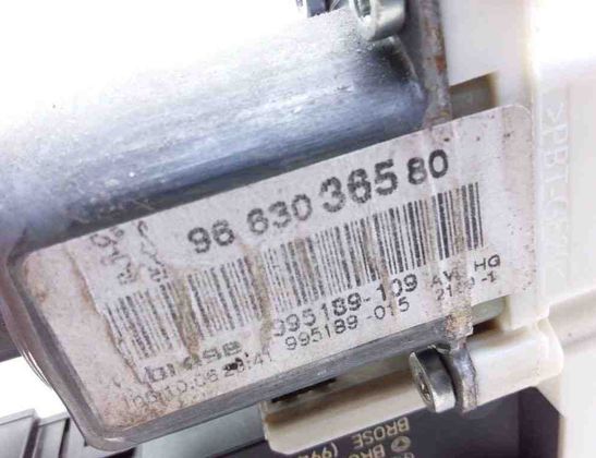 PEUGEOT 407 1 generation (2004-2010) Priekšējo labo durvju logu pacelšanas motorīts 9663036580 20331758