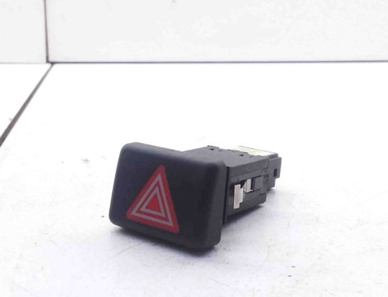 AUDI A4 B7/8E (2004-2008) кнопка опасности 8E0941509 20358769
