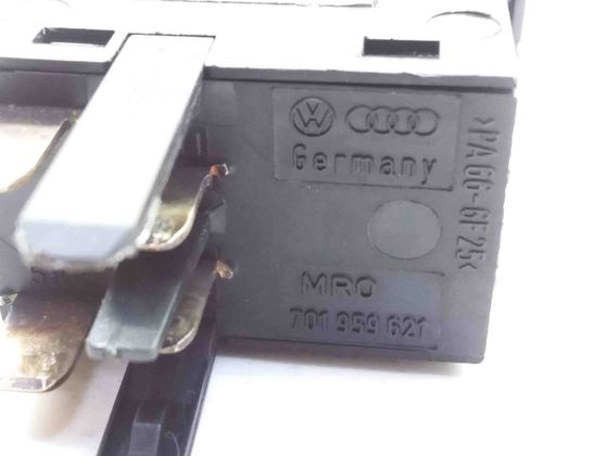 VOLKSWAGEN Transporter T4 (1990-2003) Rear window heating switch 701959621 20375929