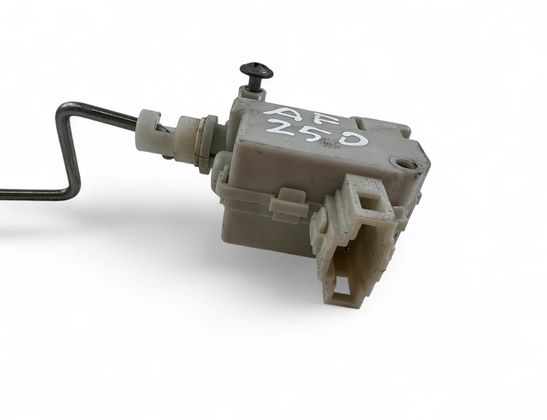 SKODA Octavia 3 generation (2013-2020) Двигатель центрально замка 3AA810773 33029925