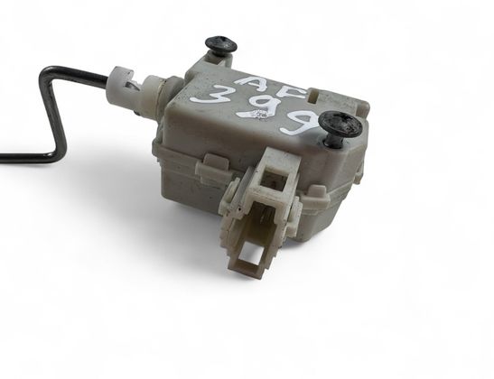 VOLKSWAGEN Passat B7 (2010-2015) Fuel Tank Cover Lock 3AA910773 33031723