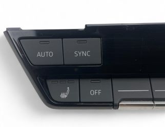 AUDI A3 8Y (2020-2024) Pегулятор климы 8Y0820043C 33033805