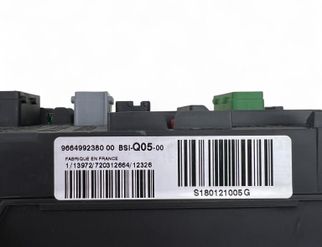 PEUGEOT 508 1 generation (2010-2020) Блок предохранителей 9664992380,S180121005G 33039055