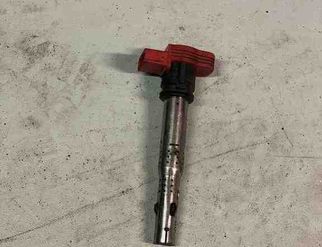 AUDI A6 C6/4F (2004-2011) Провод высокого напряжения зажигания (провод свечи) 06E905115D 32640405