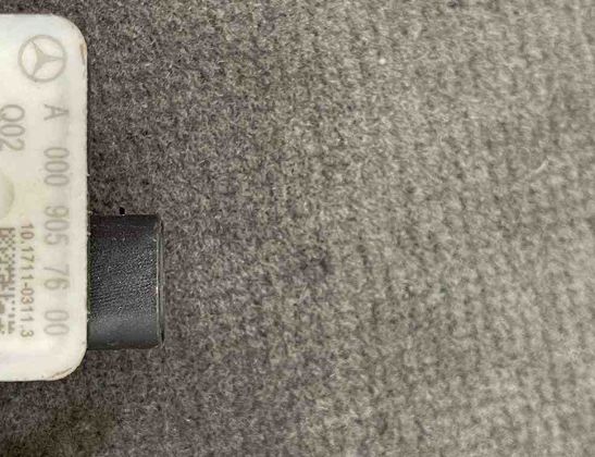 MERCEDES-BENZ GLE W166 (2015-2018) Боковой датчик удара левый A0009057600 32188404