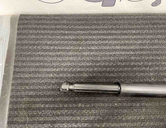 BMW 3 Series G20/G21/G28 (2018-2024) Амортизатор крышки багажника левый 7453413 32192513