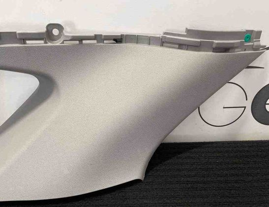 HYUNDAI Kona 1 generation (2017-2024) Aizmugurējā kreisā statnes apdare 85850-J9000 32194268