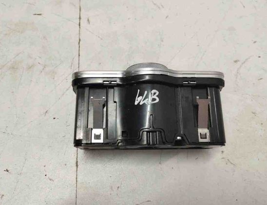 MERCEDES-BENZ GLK-Class X204 (2008-2015) Переключатель света A2479052902 32196149