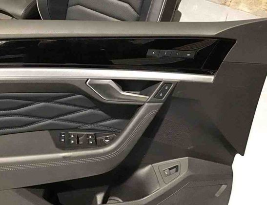 VOLKSWAGEN Touareg 3 generation (2018-2024) Interior Seats W/ Door Cards Kit 32201052