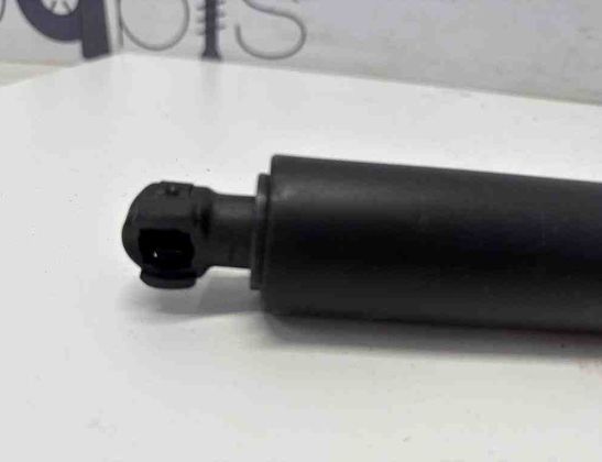 BMW X3 G01 (2017-2024) Aizmugurējā bagāžnieka amartizātors labajā pusē 9482795 32203698