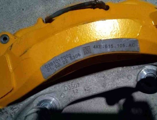 AUDI e-tron 1 generation (2018-2024) Priekšējais labais bremžu suports 4KE615105AC 32602084