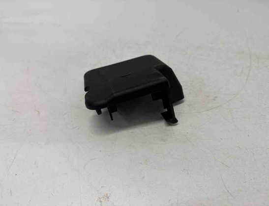 VOLVO XC60 2 generation (2017-2024) Akumulatora vāciņš 31419690 32603307