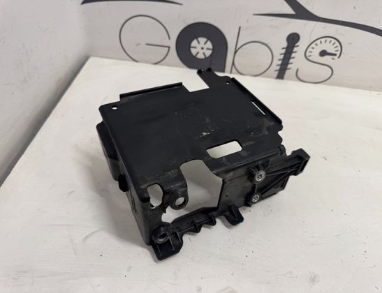 HARLEY-DAVIDSON MC SOFTAIL Battery box 32811204