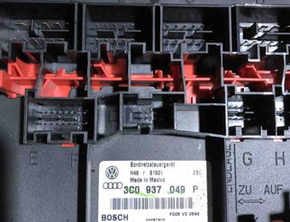 VOLKSWAGEN Jetta 3 generation (1992-1998) Komforta vadības bloks 3C0937049P 28277805