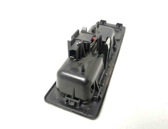 BMW 3 Series Gran Turismo F34 (2013-2017) Кнопка открывания задней крышки 7368752,51247368752 28357613