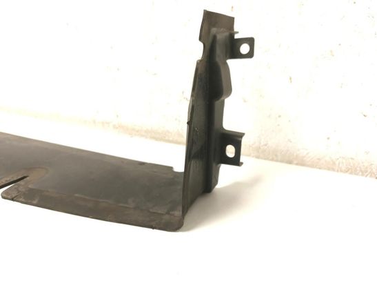 JAGUAR XE 1 generation (2014-2024) Radiator air diverter GX738A095AA 32631812
