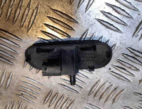 AUDI A6 C6/4F (2004-2011) Windscreen Nozzle Jet 4F0955988B 15308525