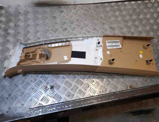 PORSCHE Cayenne 958 (2010-2018) Right Side B Pillar Trim 7P5867240 15312619