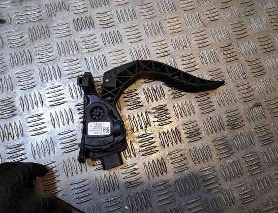 AUDI A6 C6/4F (2004-2011) Педаль газа 8K1723523 15326168