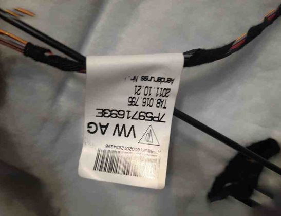 PORSCHE Cayenne 958 (2010-2018) Rear Right Door Panel 7P0863981,7P5971693E,7P5867212 15330055