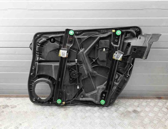 MERCEDES-BENZ GL-Class X166 (2012-2015) Стеклоподъемник передней левой двери A1667200179 15339341