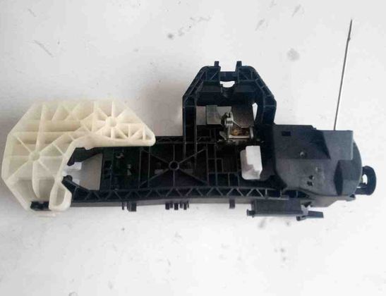 MERCEDES-BENZ CLA-Class C117 (2013-2016) Front Right Door Interior Handle Frame A2047601534 15340436