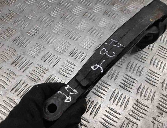 AUDI A8 D4/4H (2010-2018) Citas Balstiekārtas Daļas 8K0413L 15358106