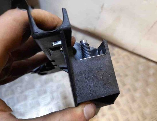 AUDI A7 C7/4G (2010-2020) Распределительная коробка 8J0915459 15363512