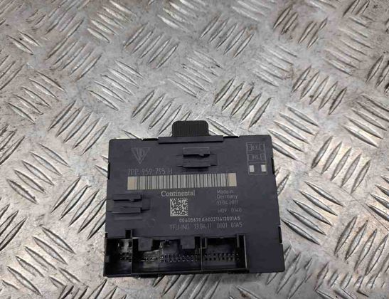 PORSCHE Panamera 970 (2009-2016) Блок управления дверей левый задний 7PP959795H 15365182