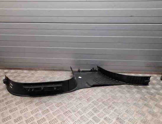 PORSCHE Cayenne 958 (2010-2018) Rear Right Sill Trim A053629 20475960