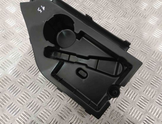 MERCEDES-BENZ GLA-Class X156 (2013-2020) Other Interior Parts A2468900300 13884244