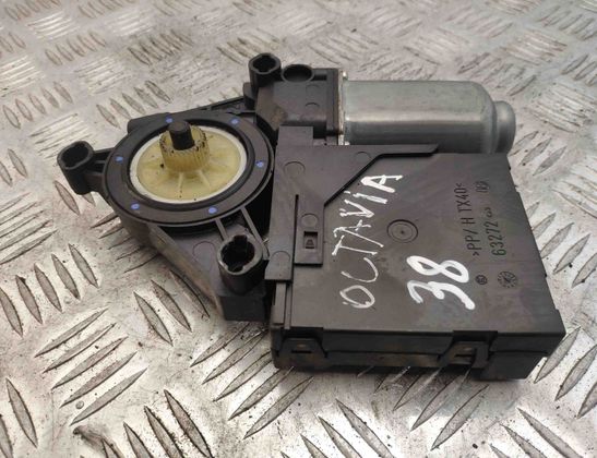 SKODA Octavia 2 generation (2004-2013) Front Left Door Window Regulator Motor 1T0959701B,1K0959793C 14333979