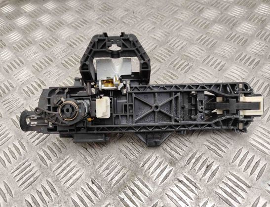 MERCEDES-BENZ C-Class W204/S204/C204 (2004-2015) Наружная ручка передней правой двери A2047600634,A34560101 17266544