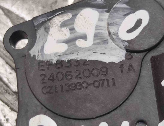 BMW 3 Series E90/E91/E92/E93 (2004-2013) Vārsta vadības motorīts EFB332,CZ1139300711,410475520 17377196