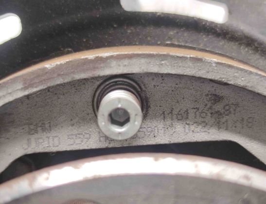 BMW 3 Series F30/F31 (2011-2020) Rear Left Wheel Hub 6867262 17485265
