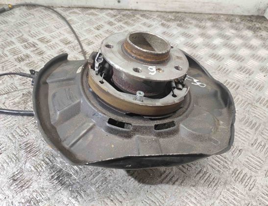 BMW 3 Series F30/F31 (2011-2020) Rear Left Wheel Hub 6867262 17485265