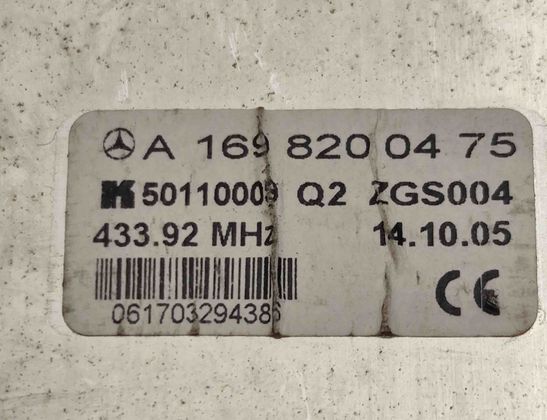 MERCEDES-BENZ B-Class W245 (2005-2011) Bootlid Antenna Amplifier A1698200475 17487728