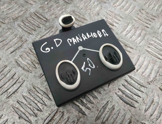 PORSCHE Panamera 970 (2009-2016) Aizmugurējo labo durvju vadības bloks 7PP959795J 17909584