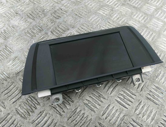 BMW 3 Series F30/F31 (2011-2020) Navigation Display 9262753 17909653